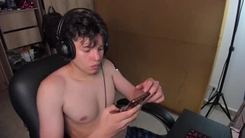 yurii_moody online show from 12-27-24, 11:10