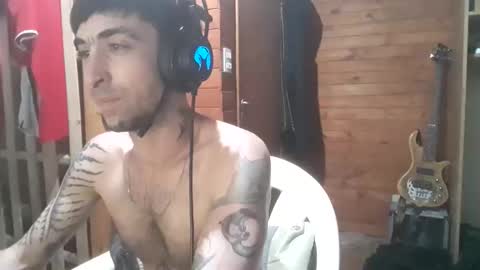 Yuumi online show from 11-26-25, 08:48