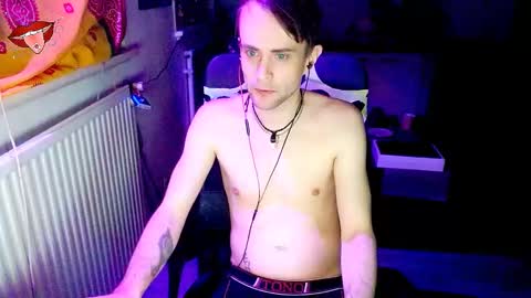 Snapshot of yyscript chatting on 01-01-25, 03:02   online show from 01-01-25, 03:02