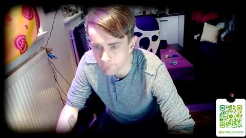 Snapshot of yyscript chatting on 01-03-25, 12:08   online show from 01-03-25, 12:08