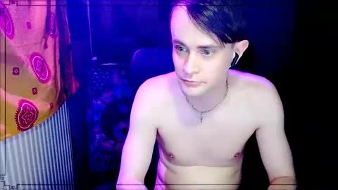 Snapshot of yyscript chatting on 03-05-25, 04:13   online show from 03-05-25, 04:13