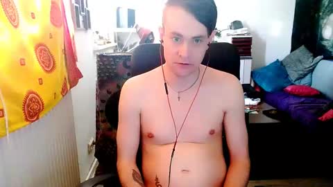 Snapshot of yyscript chatting on 03-07-25, 03:49   online show from 03-07-25, 03:49