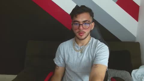 Zack  online show from 11-24-25, 11:37