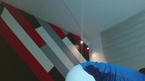 Zack  online show from 04-18-26, 07:07