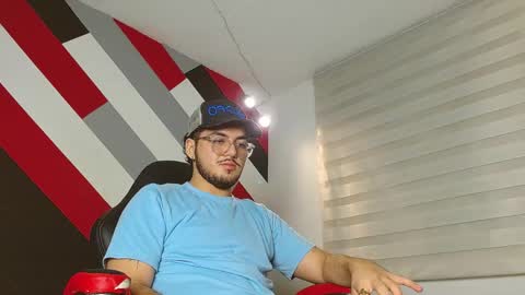 Zack  online show from 06-08-26, 11:54