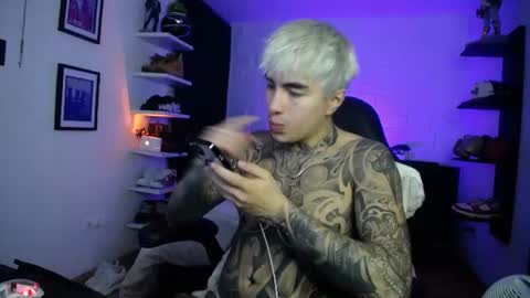 Snapshot of zac_muller1 chatting on 06-10-26, 04:45 zac_muller1 online show from 06-10-26, 04:45