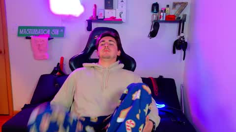 Zach Rhyder online show from 03-11-25, 02:10