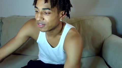 Snapshot of zachbrownn chatting on 10-29-25, 03:53 zachbrownn online show from 10-29-25, 03:53