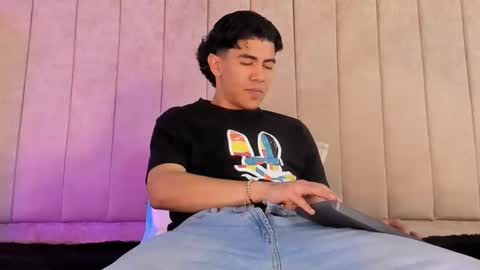 Snapshot of zack_conor chatting on 02-11-25, 12:16 zack conor online show from 02-11-25, 12:16