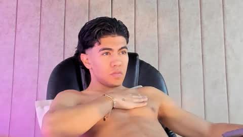 Snapshot of zack_conor chatting on 03-02-25, 02:54 zack conor online show from 03-02-25, 02:54