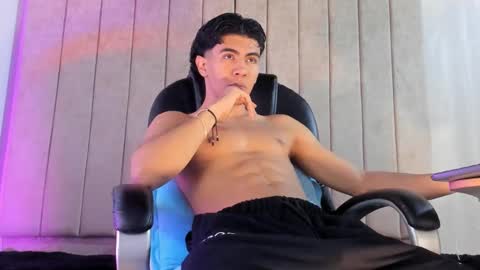 Snapshot of zack_conor chatting on 03-09-25, 01:26 zack conor online show from 03-09-25, 01:26