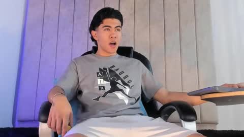 Snapshot of zack_conor chatting on 03-12-25, 11:53 zack conor online show from 03-12-25, 11:53