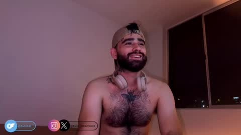 zack_sullivan22 online show from 09-21-25, 02:02