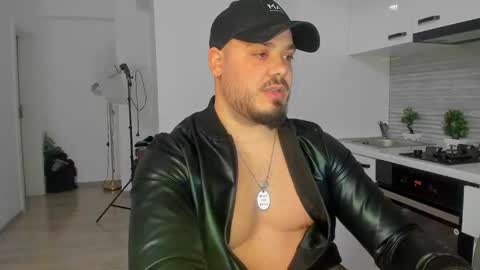 Snapshot of zackconnorsx chatting on 02-04-25, 02:39 Zack online show from 02-04-25, 02:39