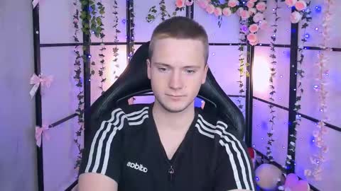 Zack online show from 03-11-25, 03:23