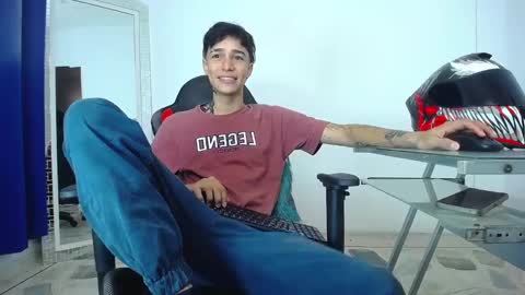 Snapshot of zacktk7 chatting on 12-02-24, 11:18 zack online show from 12-02-24, 11:18