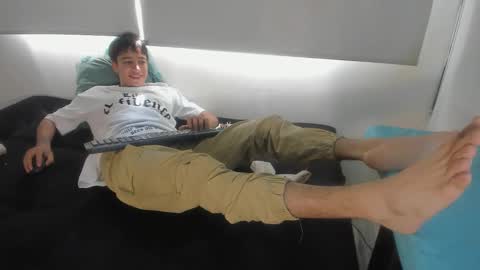 Snapshot of zacktk7 chatting on 01-11-25, 04:46 zack online show from 01-11-25, 04:46