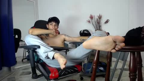 Snapshot of zacktk7 chatting on 01-17-25, 11:40 zack online show from 01-17-25, 11:40