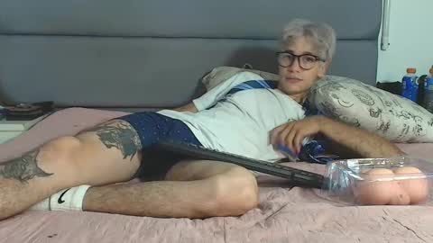 Snapshot of zacktk7 chatting on 03-04-25, 12:39 zack online show from 03-04-25, 12:39