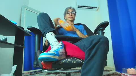 Snapshot of zacktk7 chatting on 03-06-25, 06:41 zack online show from 03-06-25, 06:41