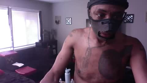 Snapshot of zaddystreetz chatting on 10-26-25, 03:18 zaddystreetz online show from 10-26-25, 03:18