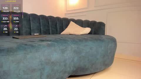 Zafiro  online show from 03-21-26, 07:39