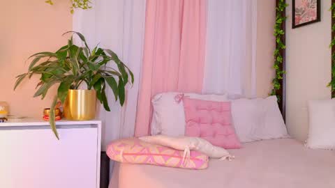   online show from 04-21-26, 01:42