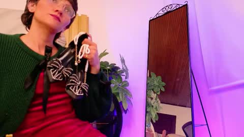 Karina  online show from 09-13-25, 08:47