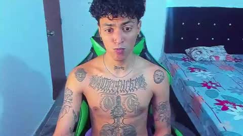 Snapshot of zafirocum chatting on 06-27-26, 03:28 BiG Zafiro online show from 06-27-26, 03:28