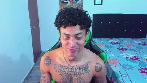 Snapshot of zafirocum chatting on 07-17-26, 04:23 BiG Zafiro online show from 07-17-26, 04:23