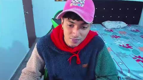 Snapshot of zafirocum chatting on 07-18-26, 01:15 BiG Zafiro online show from 07-18-26, 01:15