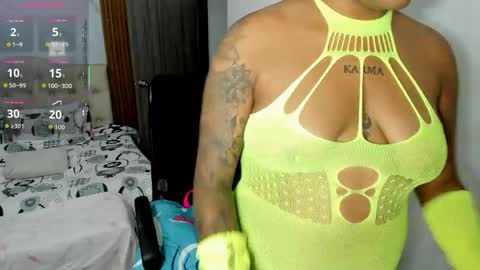 Snapshot of zahra_rose chatting on 04-22-26, 10:55 zahra_rose online show from 04-22-26, 10:55
