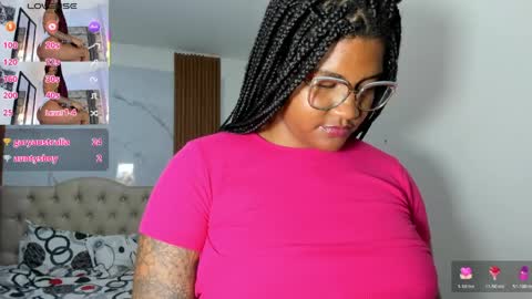 Snapshot of zahra_rose chatting on 05-19-26, 01:56 zahra_rose online show from 05-19-26, 01:56
