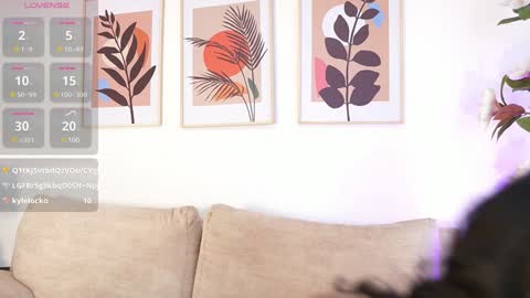 Zara Williams online show from 01-11-25, 03:20