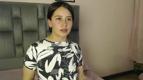 Zaida online show from 05-04-26, 08:49