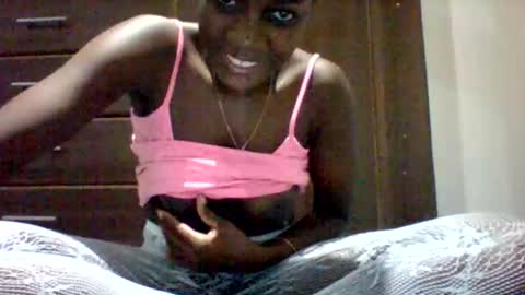 zainxxxx online show from 05-16-26, 10:41