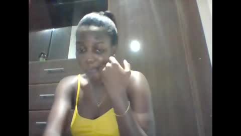 Snapshot of zainxxxx chatting on 06-08-26, 03:56 zainxxxx online show from 06-08-26, 03:56