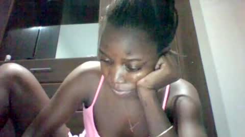 Snapshot of zainxxxx chatting on 06-12-26, 10:41 zainxxxx online show from 06-12-26, 10:41
