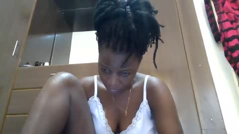 Snapshot of zainxxxx chatting on 07-21-26, 09:22 zainxxxx online show from 07-21-26, 09:22
