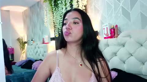 Zaira Bonny online show from 06-17-26, 03:35