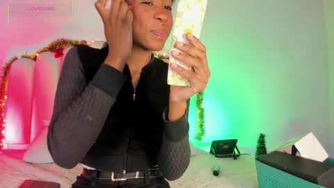 Zaira online show from 12-01-25, 01:38