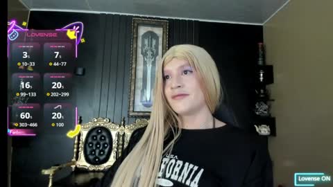 Snapshot of zalir_666 chatting on 06-05-26, 06:52 Megan online show from 06-05-26, 06:52