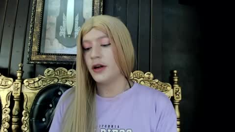 Megan online show from 06-08-26, 12:58
