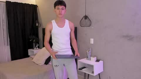 Samuel online show from 05-27-26, 07:44