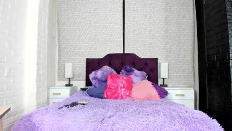 Zamara Kleii online show from 11-08-25, 04:34