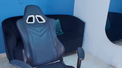 zamira_taylor online show from 11-11-25, 03:28