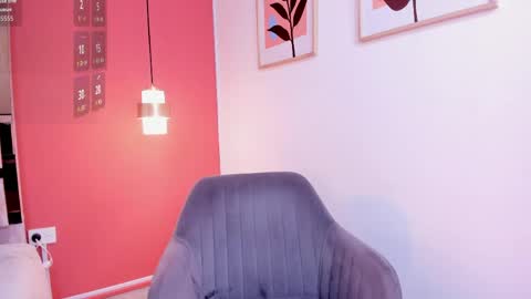 Snapshot of zamira_taylor chatting on 05-15-26, 11:45 zamira_taylor online show from 05-15-26, 11:45