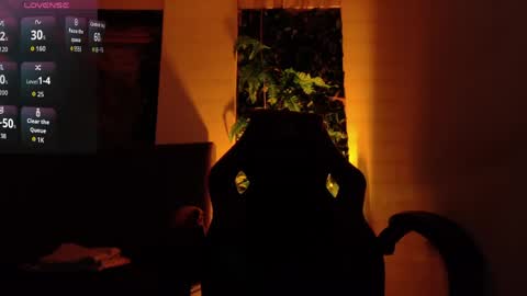 Snapshot of zamirscott chatting on 04-21-26, 01:42 Zamir online show from 04-21-26, 01:42