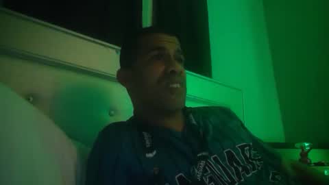 Snapshot of zamoraedii1994 chatting on 12-30-24, 02:42 Edii online show from 12-30-24, 02:42