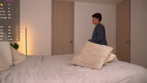 zamuel    -15  off  online show from 08-06-26, 01:51